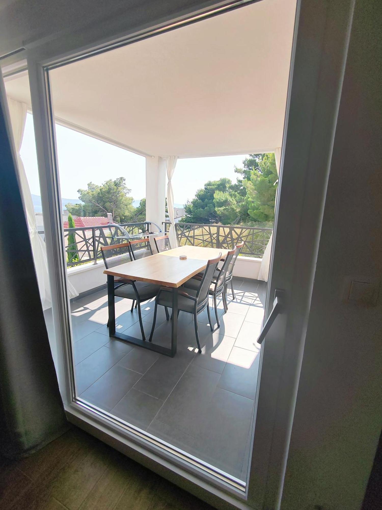 L&L Apartmani 1 Bol Exteriör bild