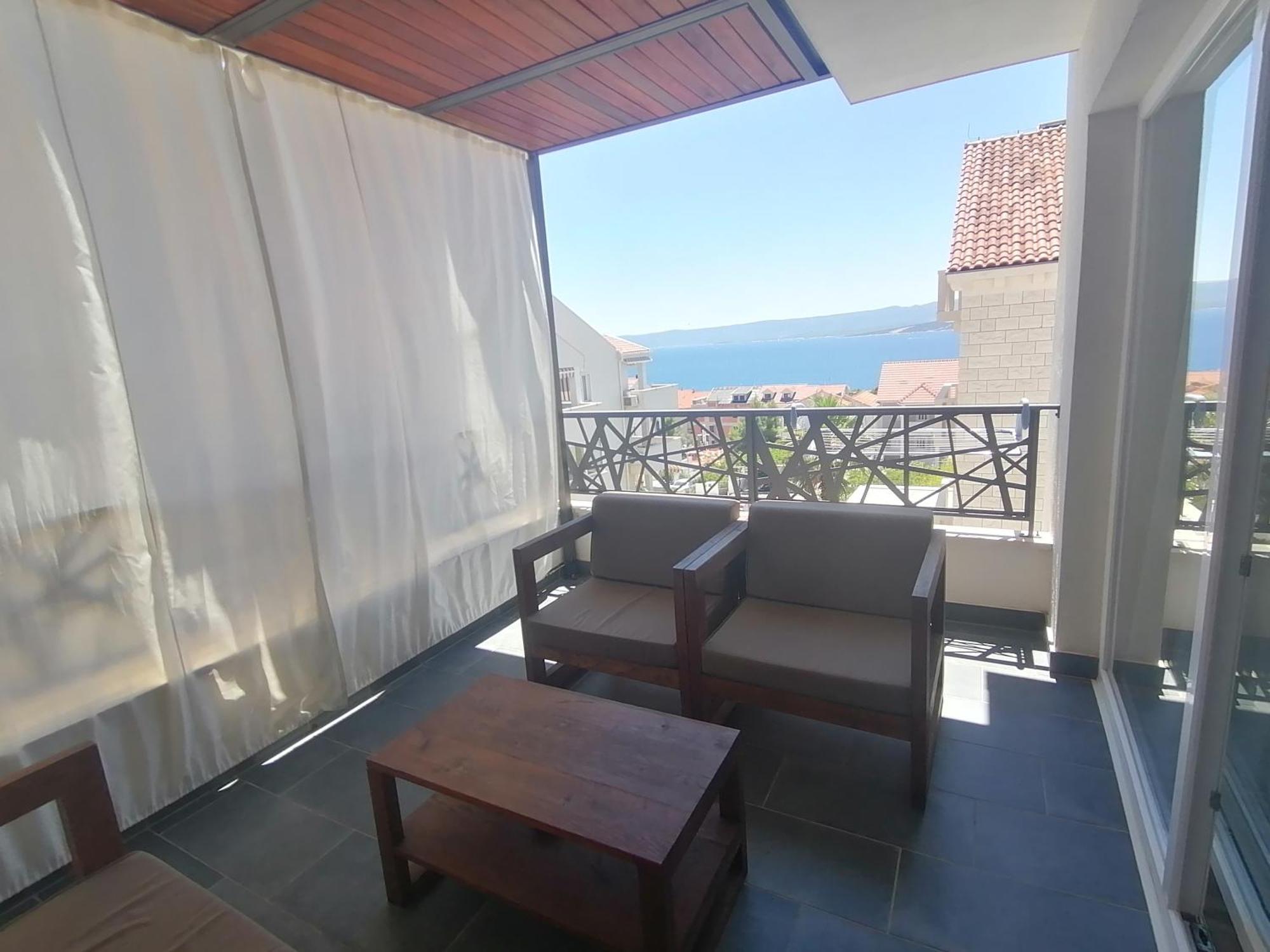 L&L Apartmani 1 Bol Exteriör bild